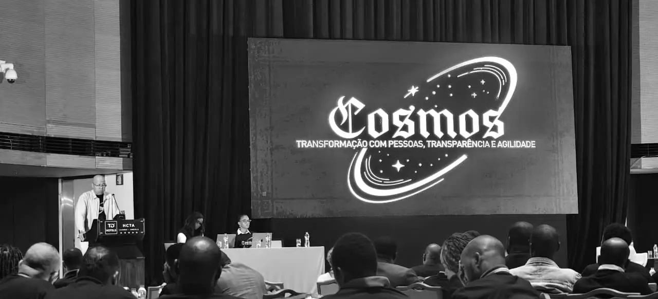 Nasceu o Cosmos — e este é o seu primeiro artigo